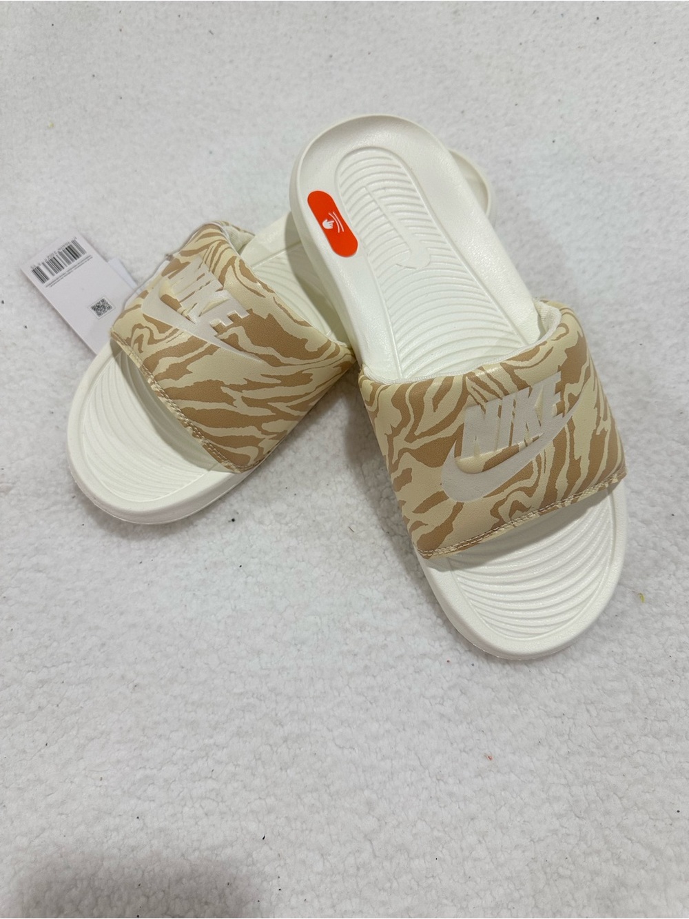 Nike Women's Cream and Tan Zebra Slide Sandals